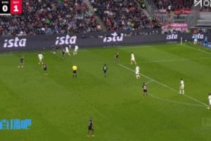 5分钟2球！奥利塞直塞送格雷罗单刀，后者破门，拜仁2-0领先门兴